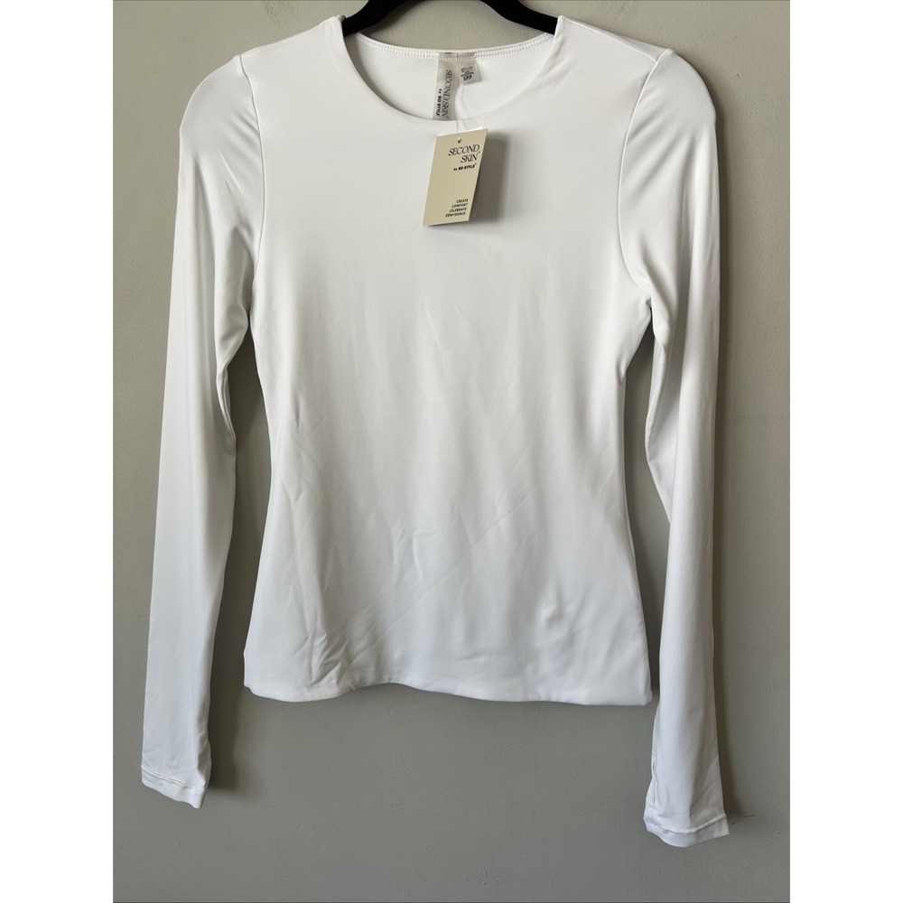 Second Skin by RD Long Sleeve White Fitted Top with Thumbholes Size Small NWT